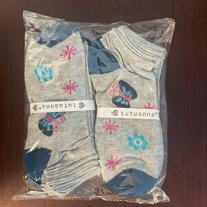 Tutuanna No-Show Socks Butterflies